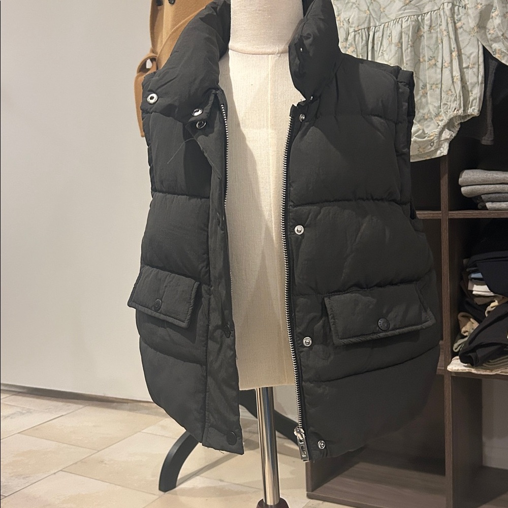Zara Black Quilted Vest